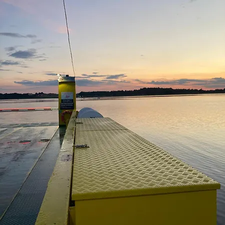 Peaceful Oro Getaway, Cozy With Garden & * Holbæk